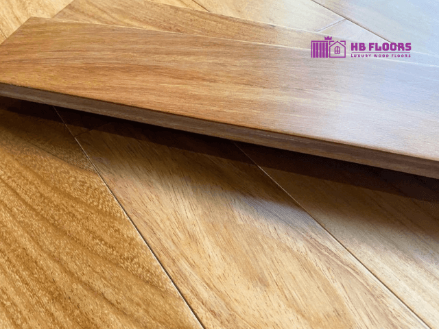 Yếu tố ảnh hưởng đến giá sàn gỗ tự nhiên