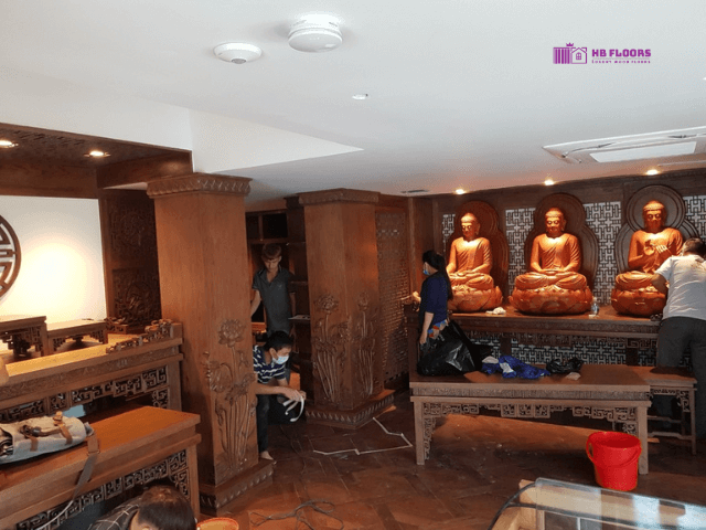 Sàn Gỗ Căm Xe – Mẫu sàn gỗ tự nhiên đẹp thích hợp cho phòng thờ