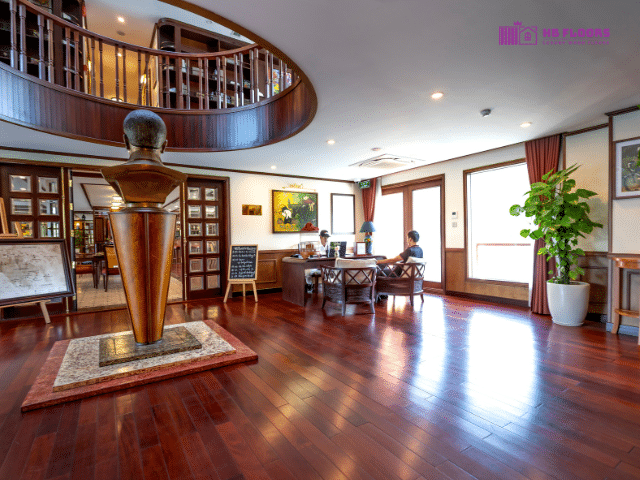 Sàn gỗ Giáng Hương cho phòng làm việc, showroom