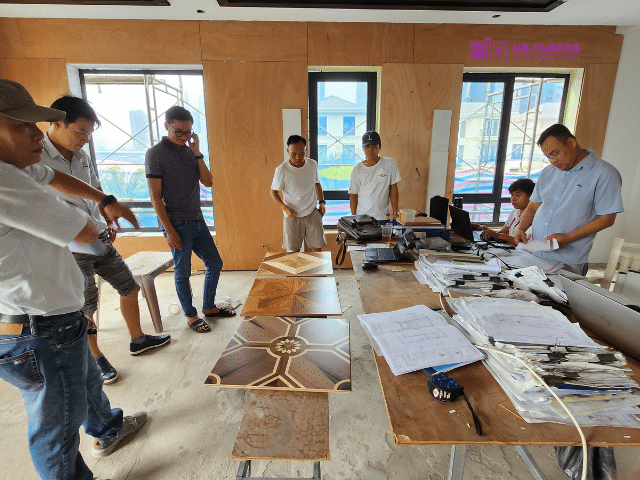 Sàn Gỗ Tự Nhiên Loại Nào Tốt? Top 9 Mẫu Sàn Gỗ Thịnh Hành Nhất Năm 2025 11 Sàn Gỗ Nhà Xinh hỗ trợ tư vấn và gửi mẫu trực tiếp cho khách hàng